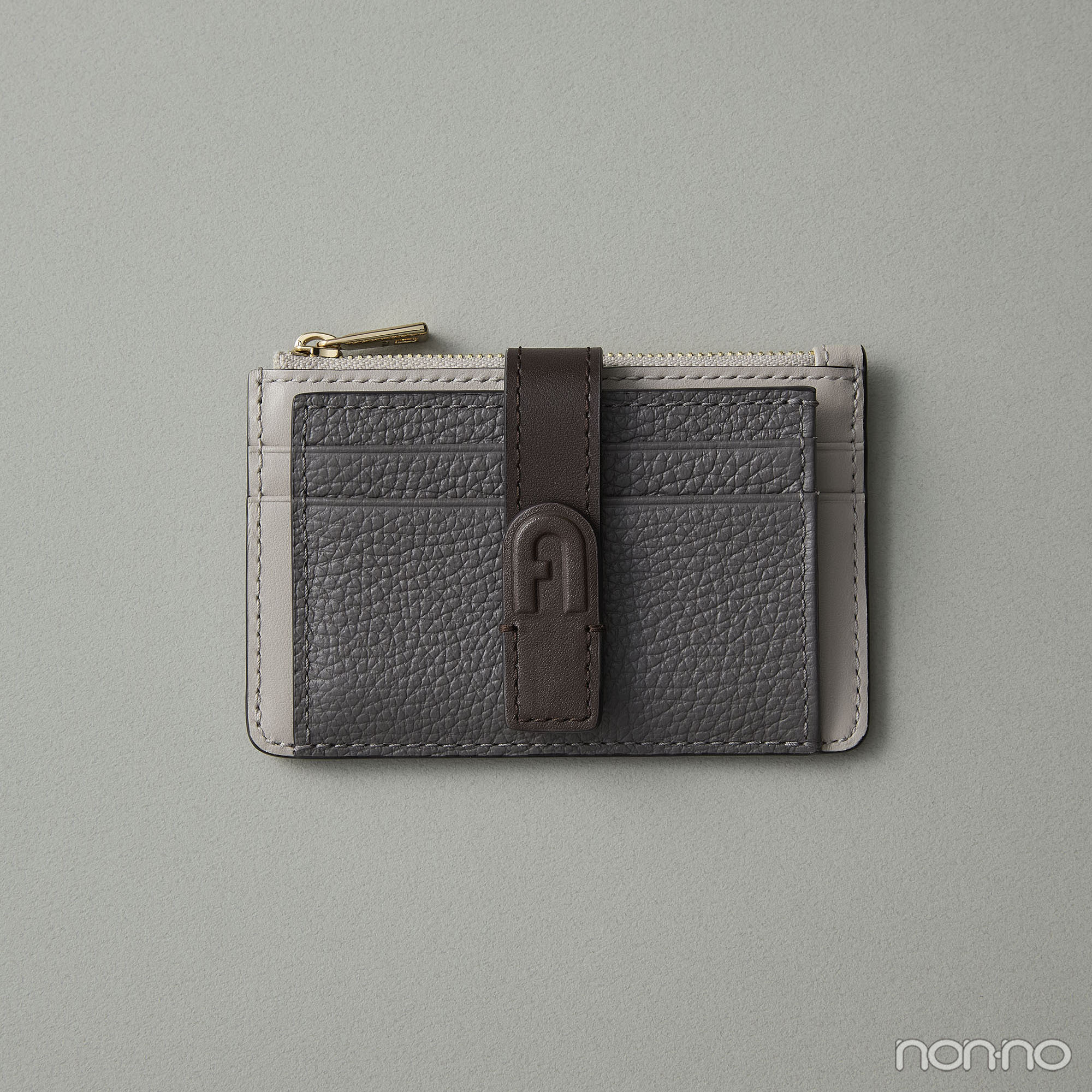 フルラのFURLA GRAZIA カードケース