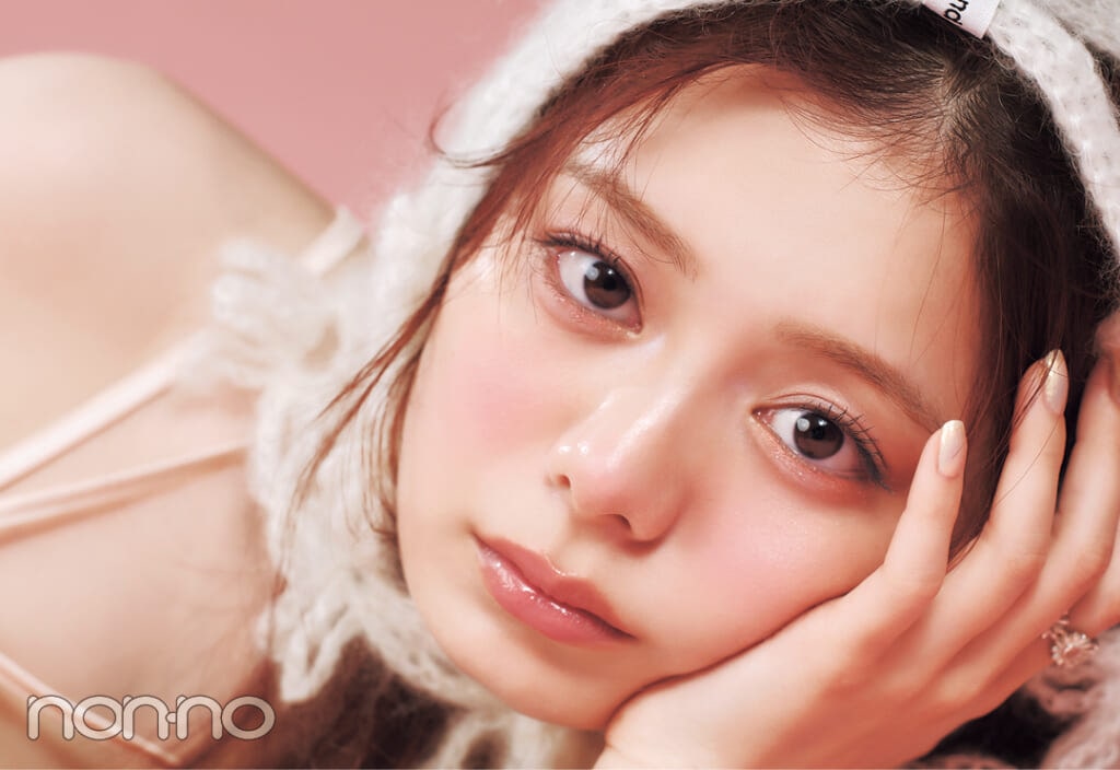 紺野彩夏の秋のピンクメイクのやり方