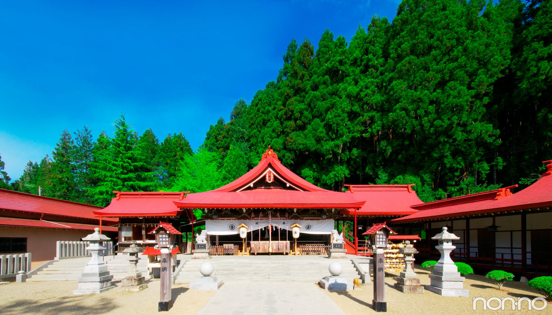 金蛇水神社・本殿