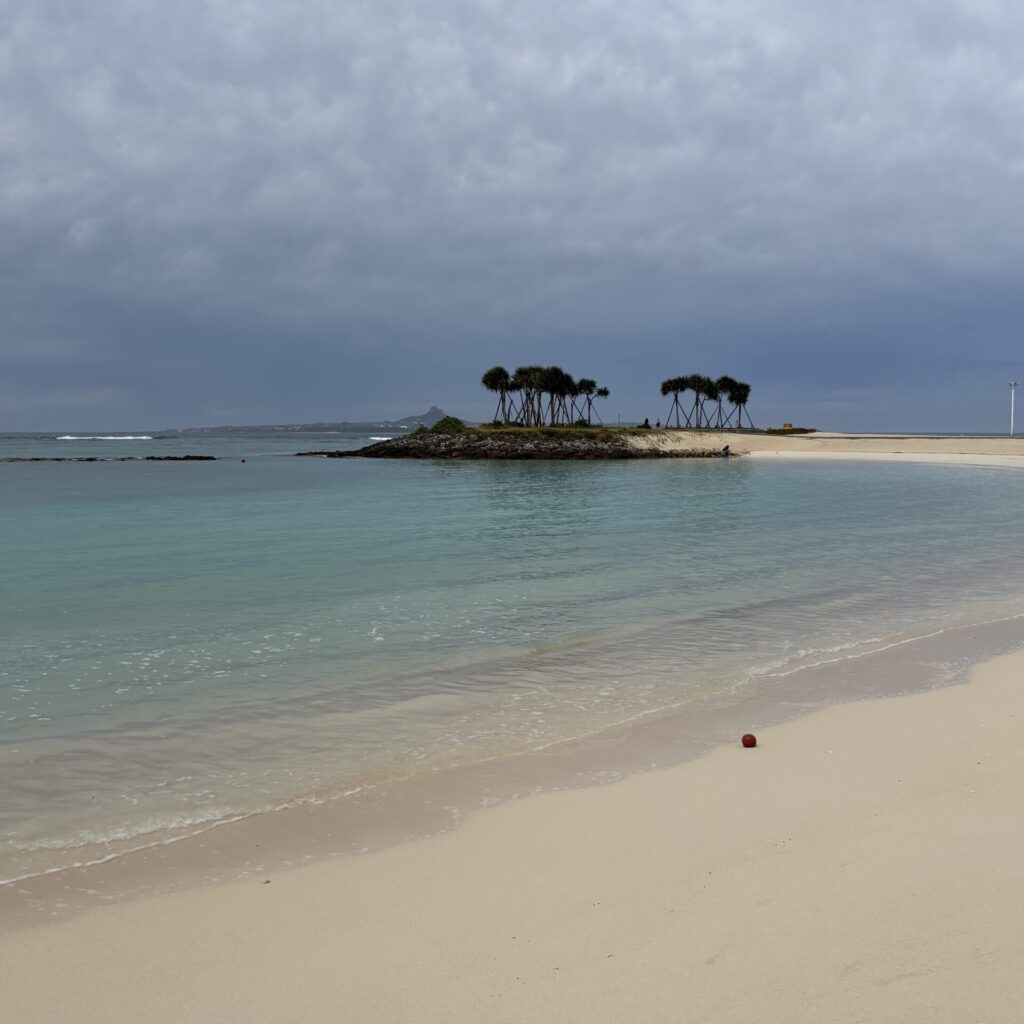 3月の沖縄エメラルドビーチの様子