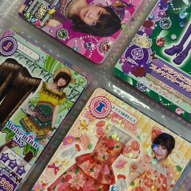 アイカツ！カードとカードケース。カードは当時のアンバサダーの島崎遥香さんとのコラボカード。