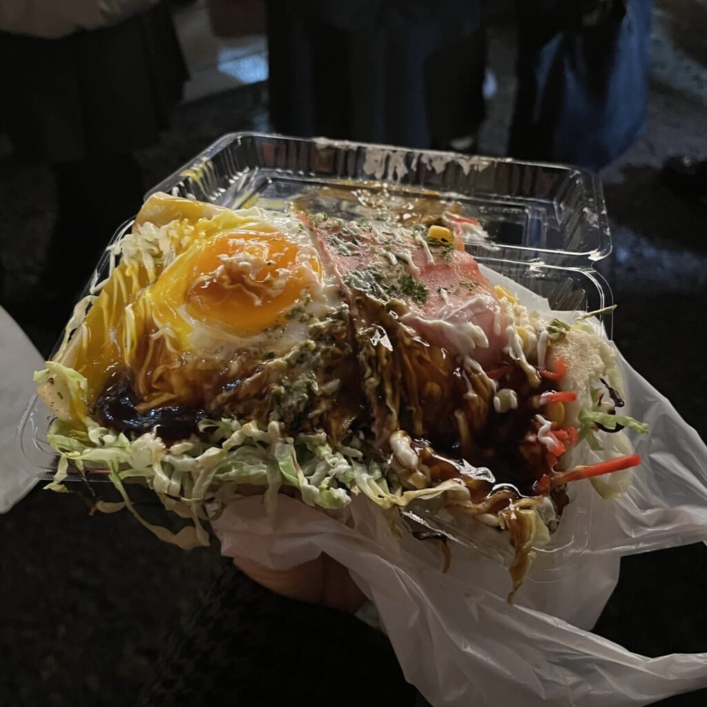 花園神社大酉祭 酉の市 屋台 広島風お好み焼き