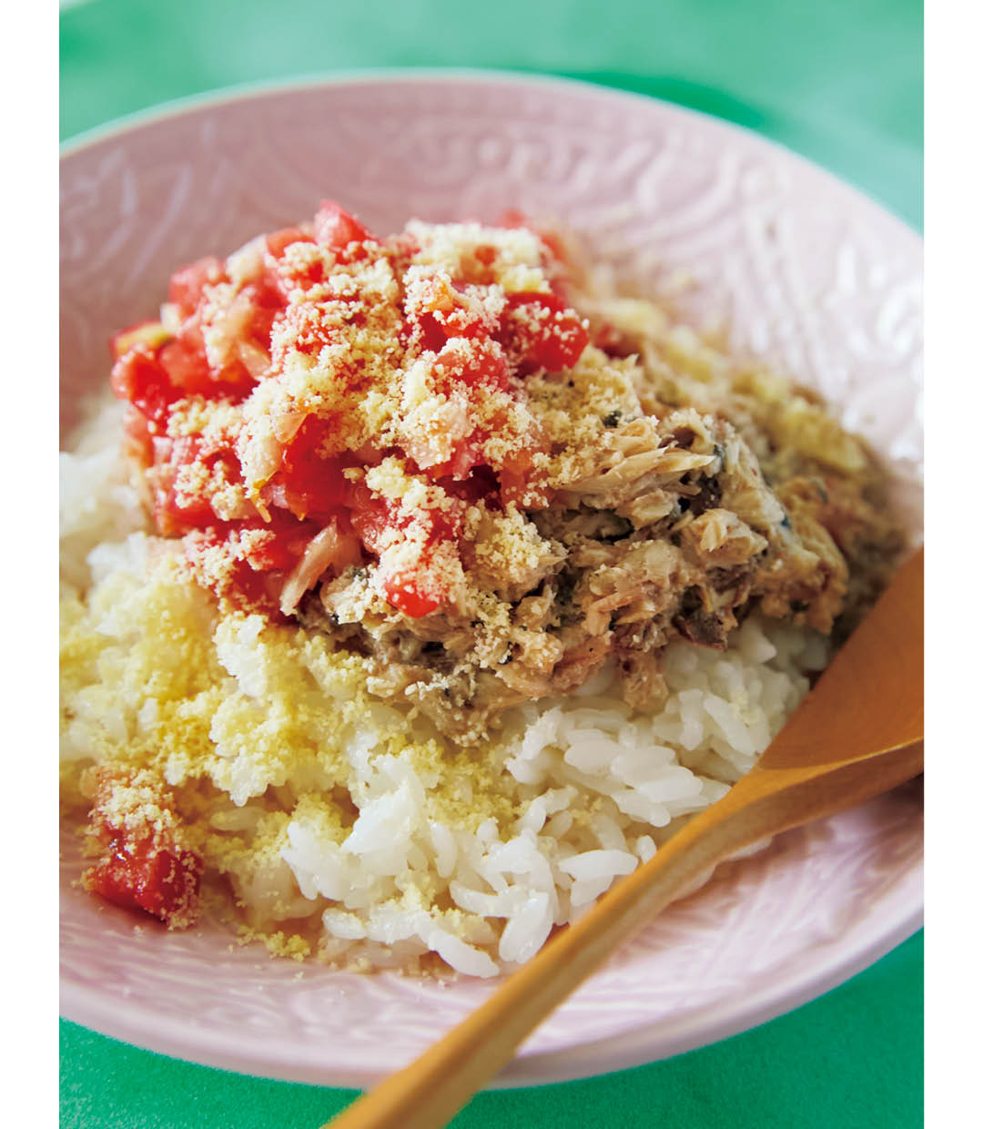長谷川あかりさんのレシピ【サバ缶とトマトソースのチーズごはん】