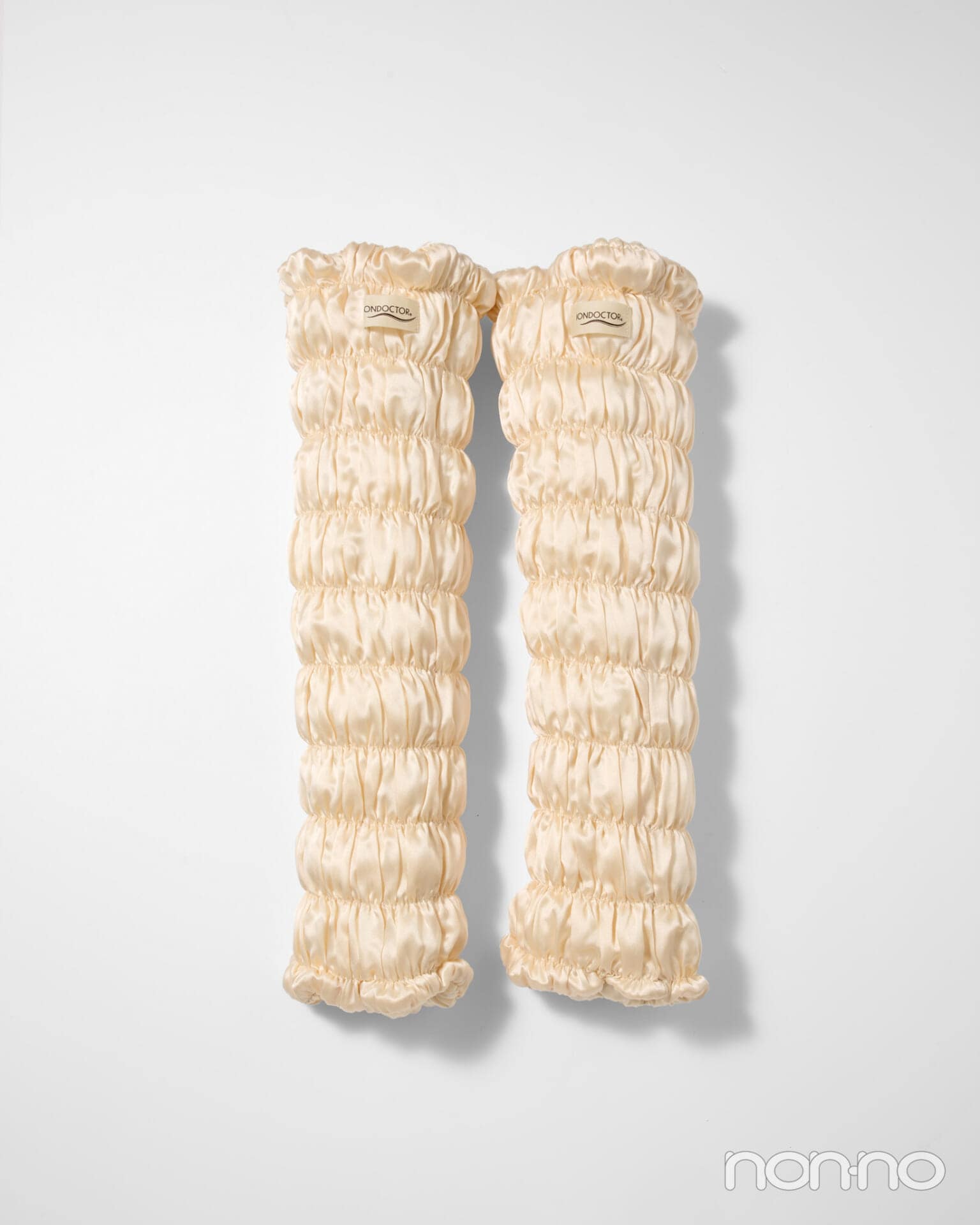 イオンドクター「シルクレッグウォーマー」のベージュ
