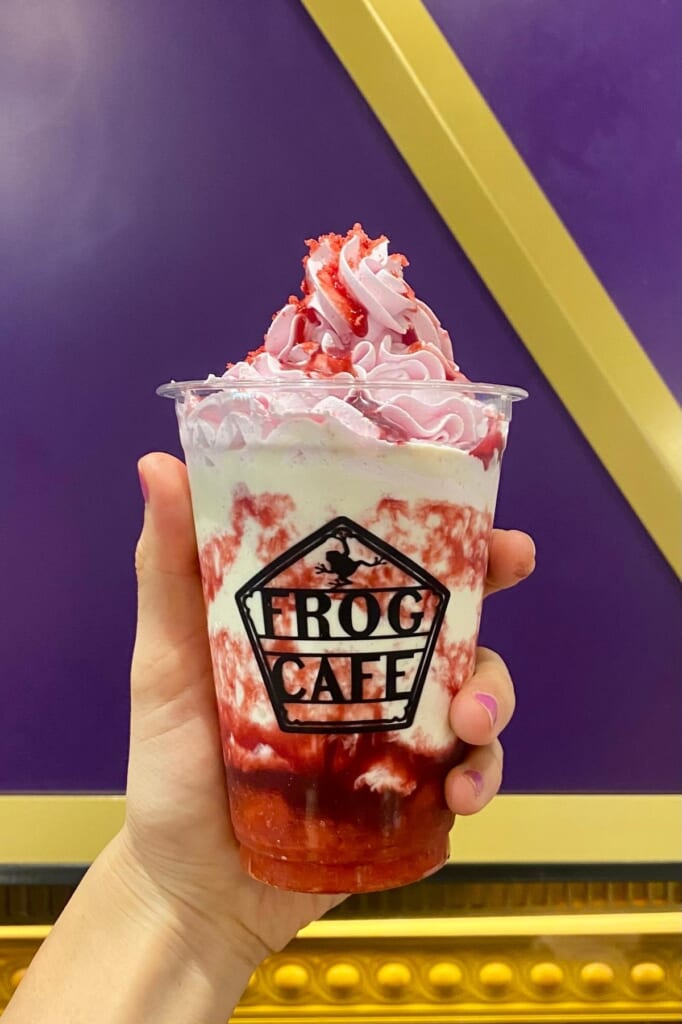 ハリポタカフェ ストロベリーシェイク