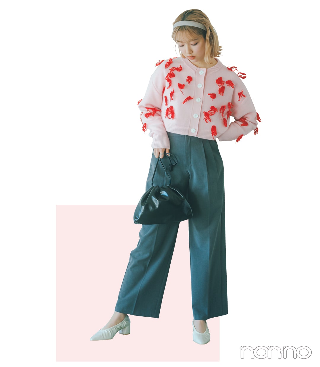 小宮山莉渚の冬服を使った春スイッチコーデ7-3