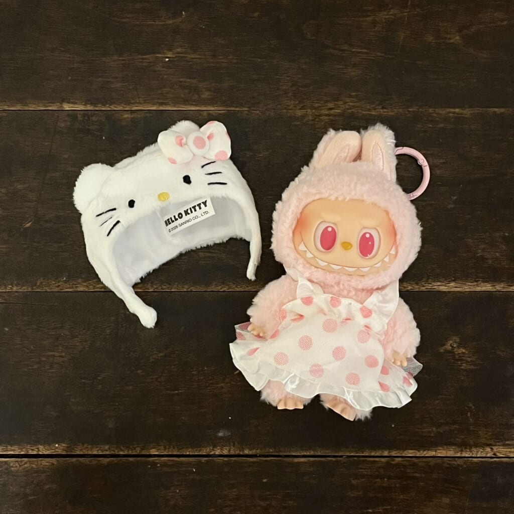 THE MONSTERS × Sanrio Characters ぬいぐるみペンダント ハローキティ