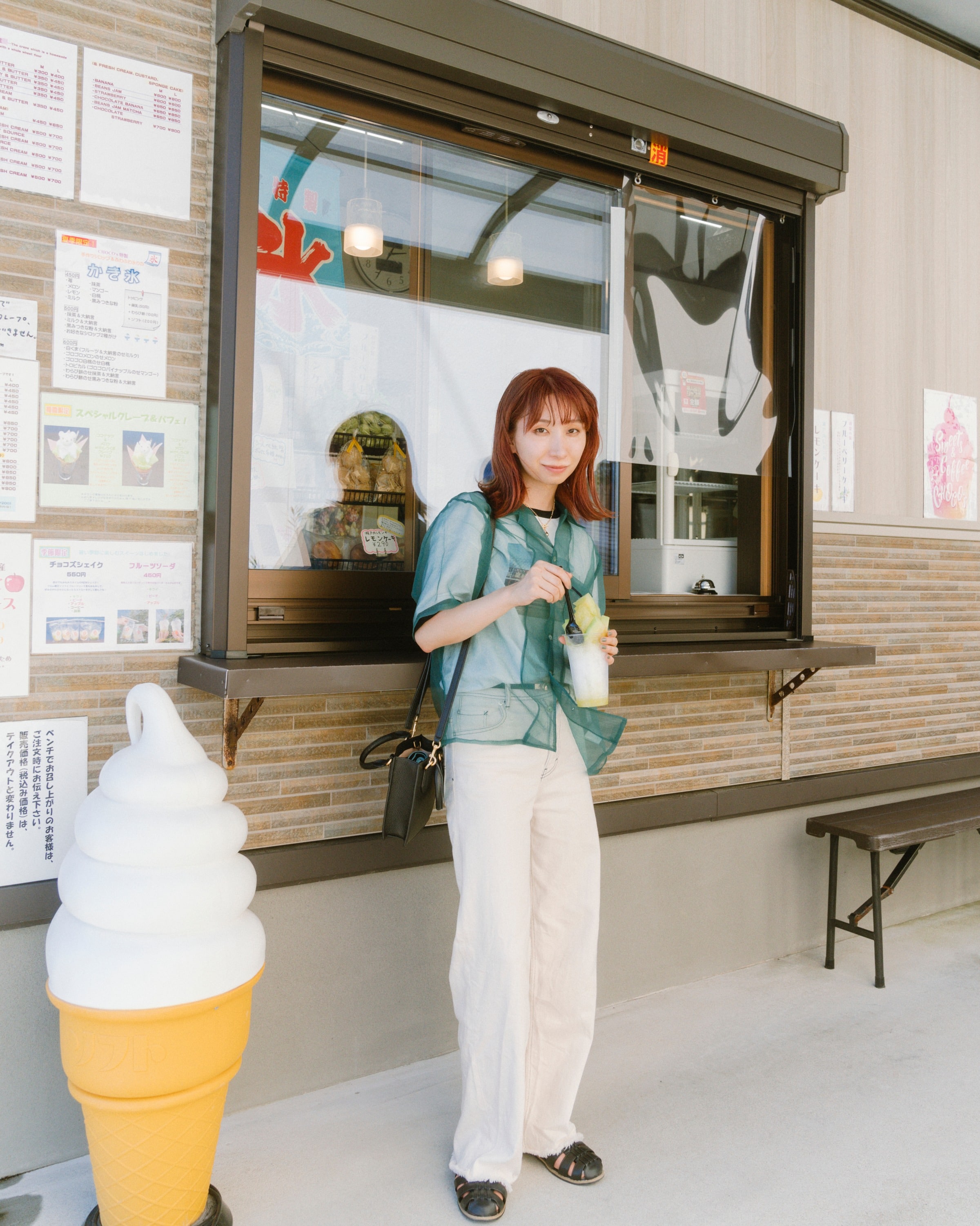 山形県酒田市・チョコズで食べている様子