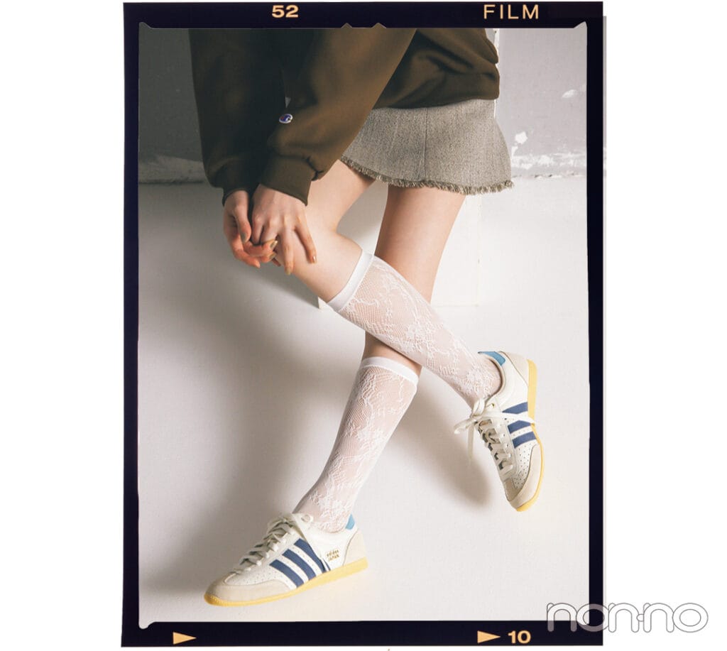 秋トレンド「レースソックス」