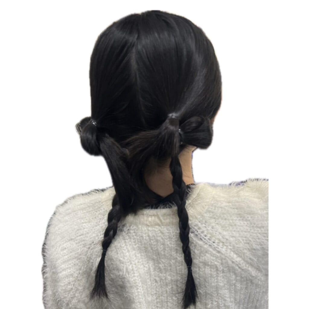 ヘアアレンジ　冬　カチモリヘア　三つ編み