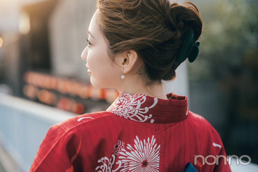 村上なずなの花火大会女子会の浴衣コーデに似合うまとめ髪ヘアアレンジ2