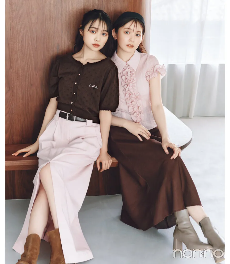 久間田琳加の大学生の一週間コーデ、日曜日のフリルブラウススタイル