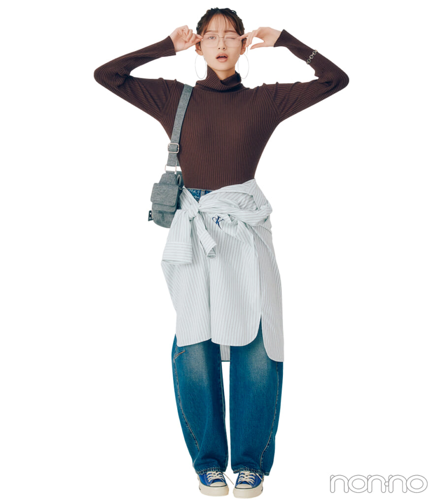 加藤栞がレイ ビームスのブラウンタートルニットを着回し3-5