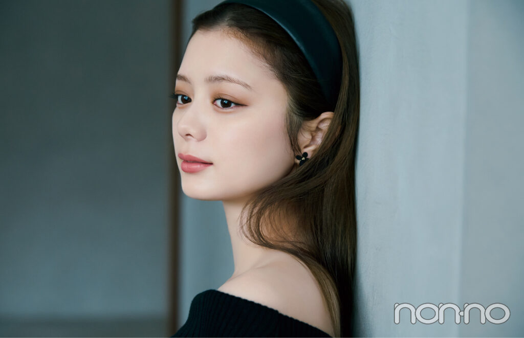 LOOK 03 涙袋の影を強調してアンニュイムード