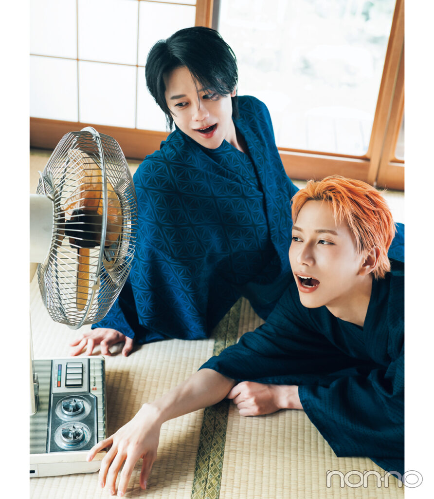 藤牧京介さんと池﨑理人さんのINIと夕涼みモデルカット3-2