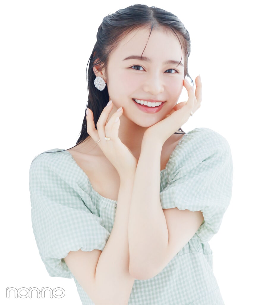 林芽亜里の夏の“インナードライ肌”スキンケアモデルカット2-11