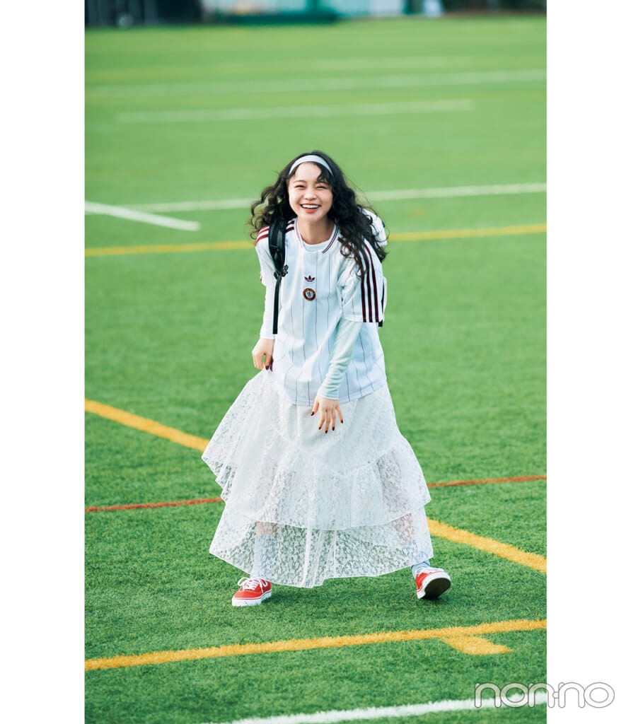 林芽亜里のアクティブ気分で着るレースモデルカット2-1