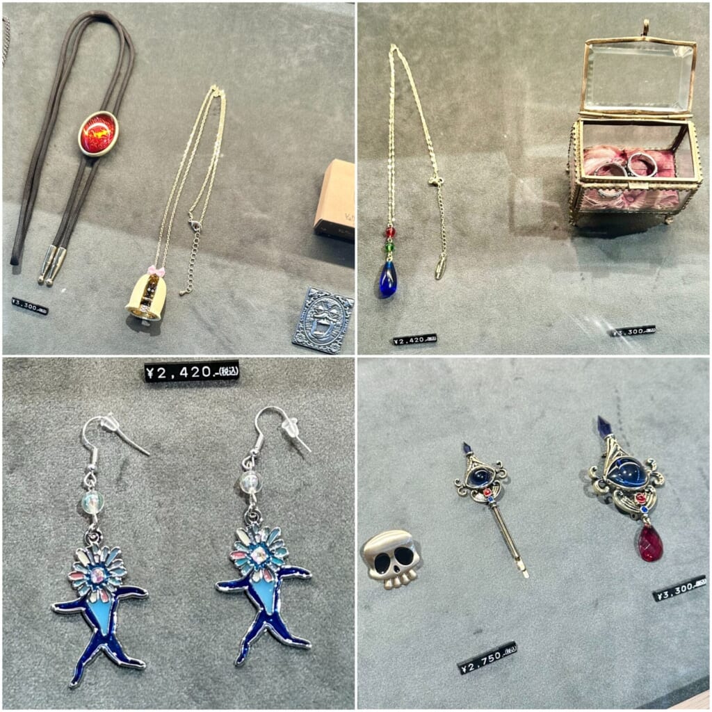 ジブリパーク「魔女の家」のショップ「13人の魔女団」で買えるおすすめオリジナルグッズやお土産:アクセサリーやジュエリー(ネックレス、リング、ピアス、ブローチなど)