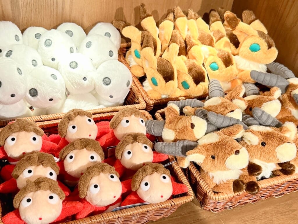 『ジブリパーク』で買えるおすすめお土産・ぬいぐるみ:ふんわりお手玉