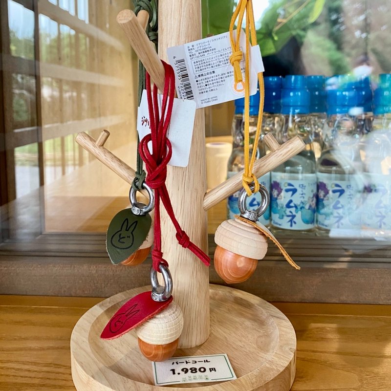 『ジブリパーク』「どんどこ森」で買えるトトロ関連のお土産:バードコール