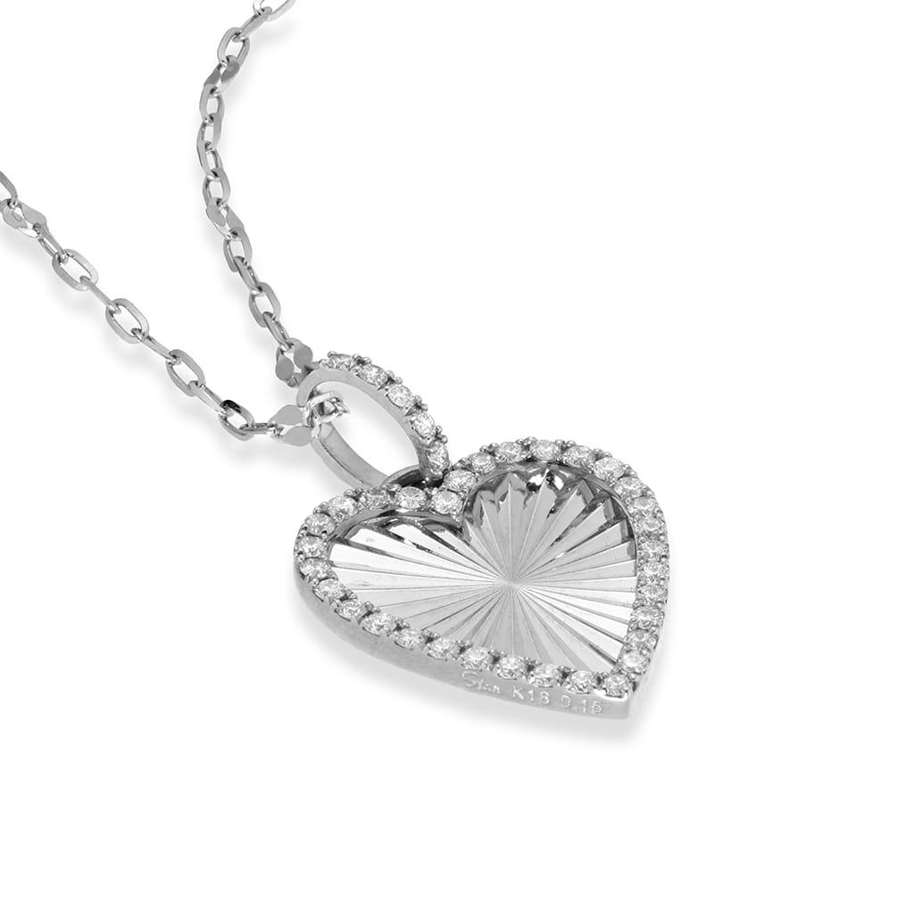 スタージュエリーのCLEAR ETCHED HEARTK18WG ダイヤモンドチャーム￥198000
