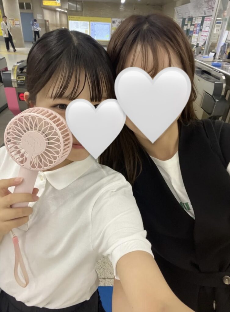 Francfrancハンディファン2025年
大学生 ハンディファン