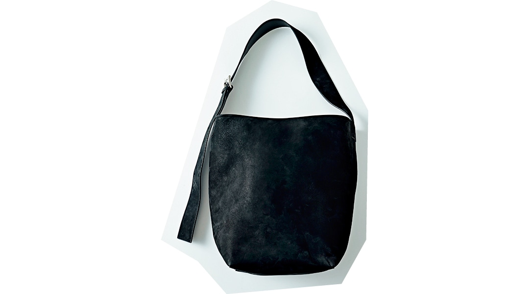 大塚さんの機内持ち込み用バッグ「The Barnnetのバケツ型ショルダー」