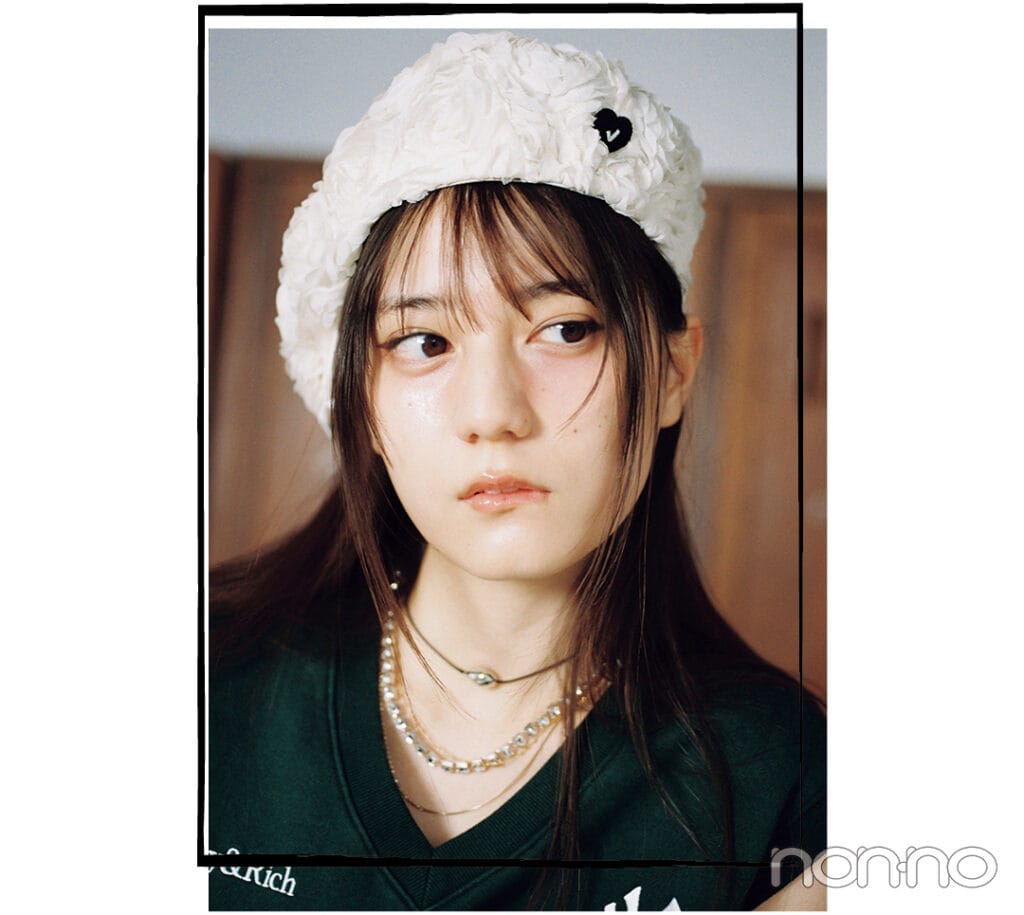 NEOアイビーギャルコーデの小坂菜緒4