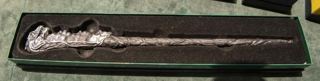 「セストラルの杖」 