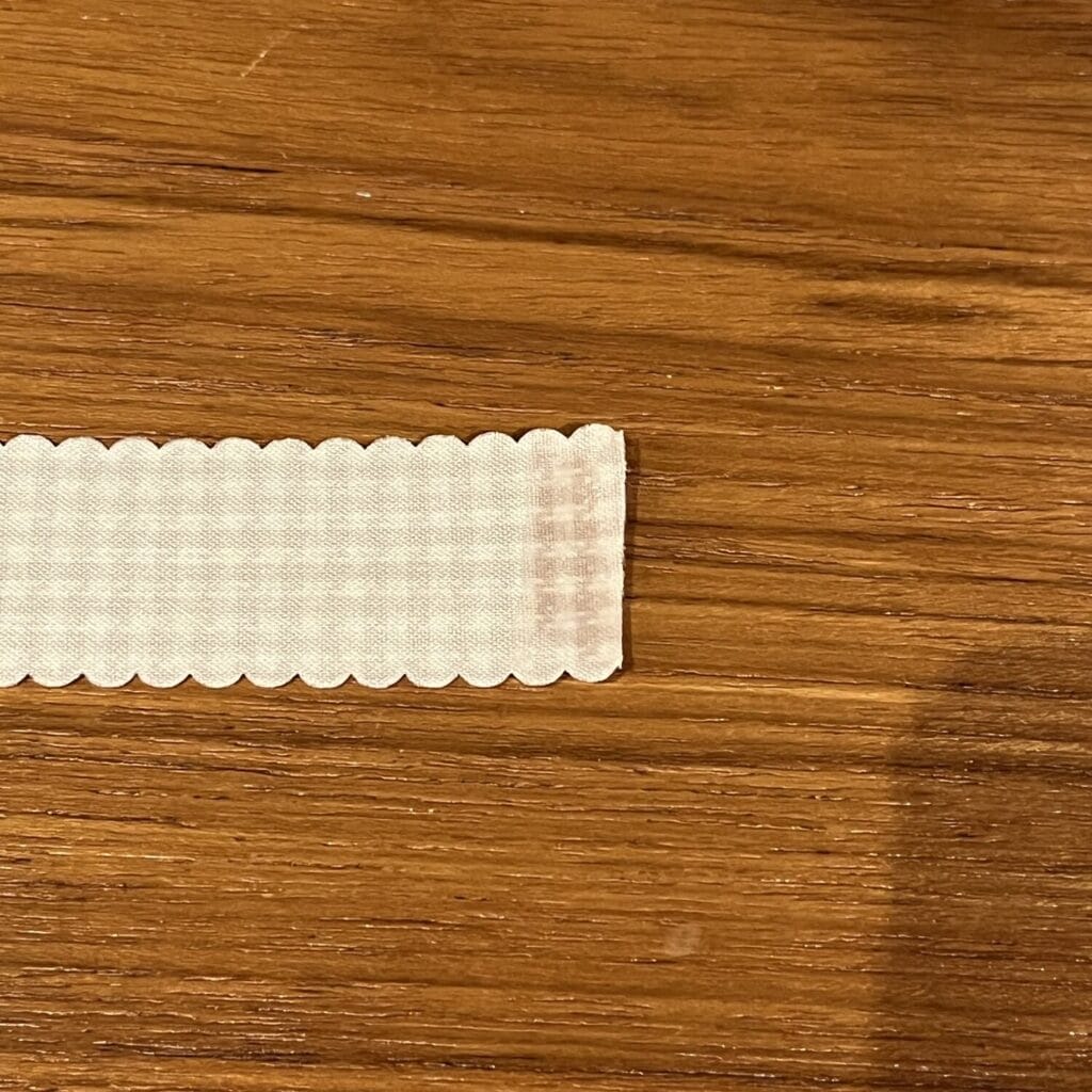 装飾用 リボン 糊付け