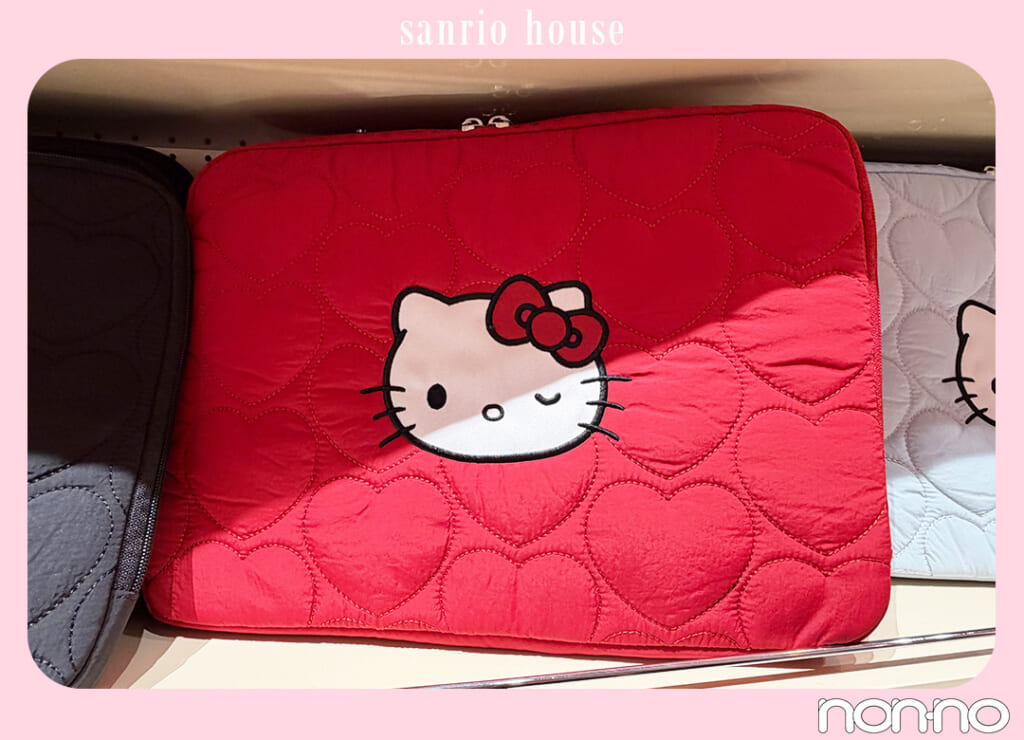 ハローキティ ハートキルティングPCケース、レッド