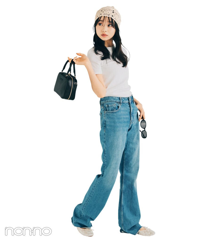 林芽亜里の大学生のための白Tモデルカット2-1