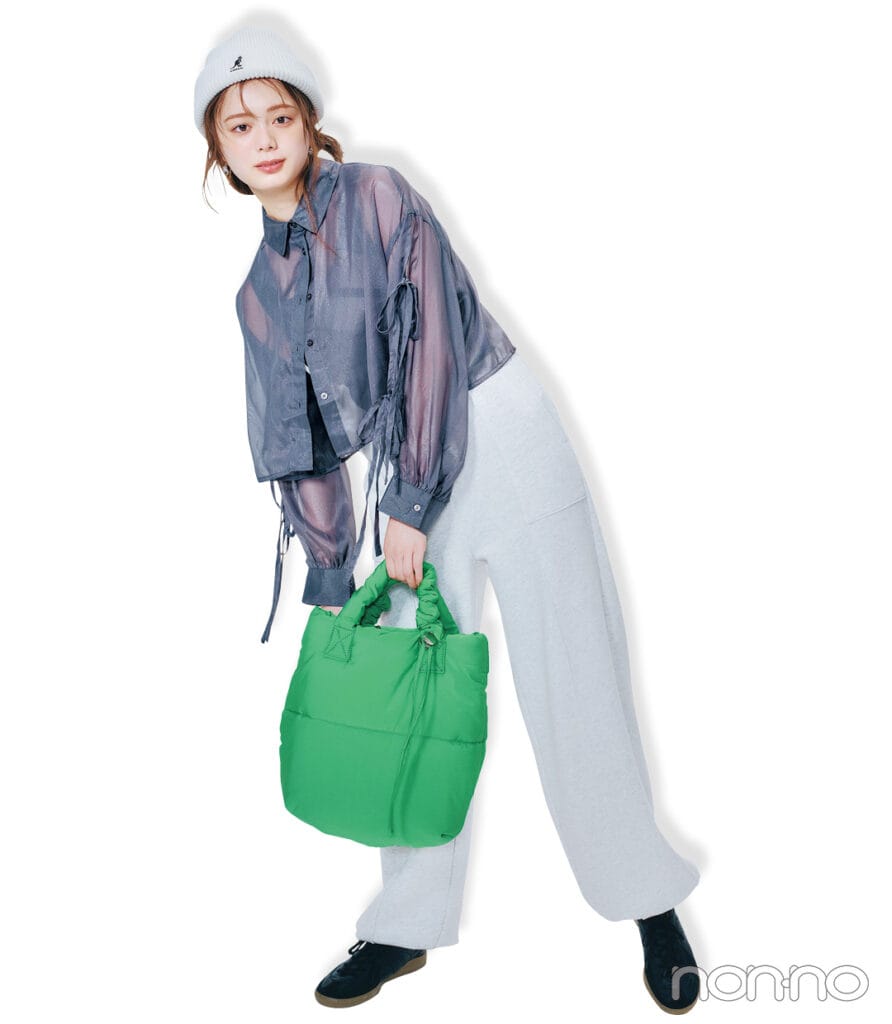 紺野彩夏のショートシャツコーデ3-3