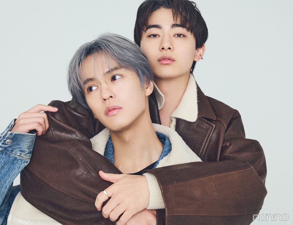 奥野壮と豊田裕大のバックハグのツーショット2