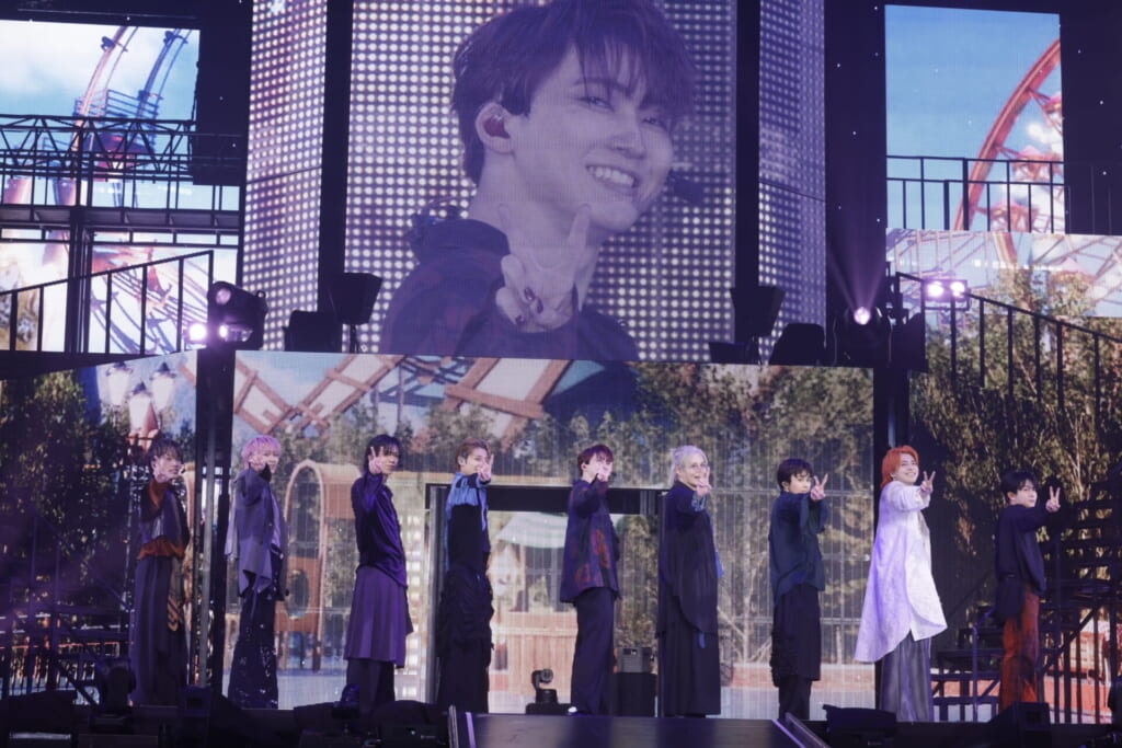 Winter Showを披露する超特急