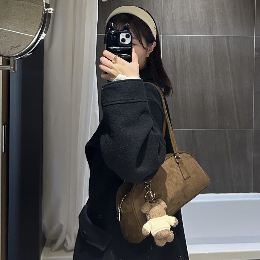 ブラウンのバッグチャーム