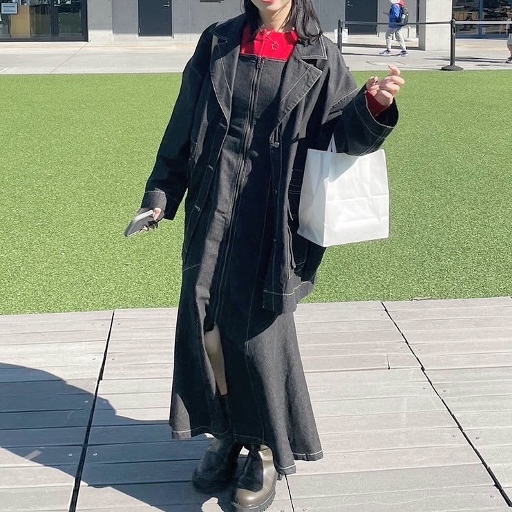ブラックデニムのデニムオンデニムコーデ