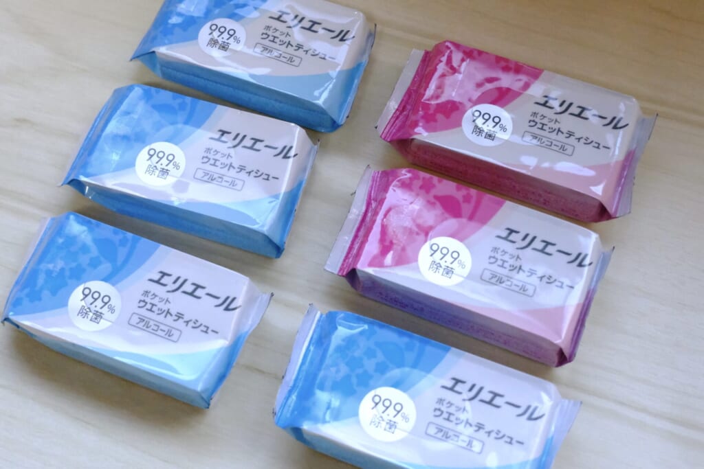 エリエール ポケットウエットティシュー 除菌アルコールタイプ　中身