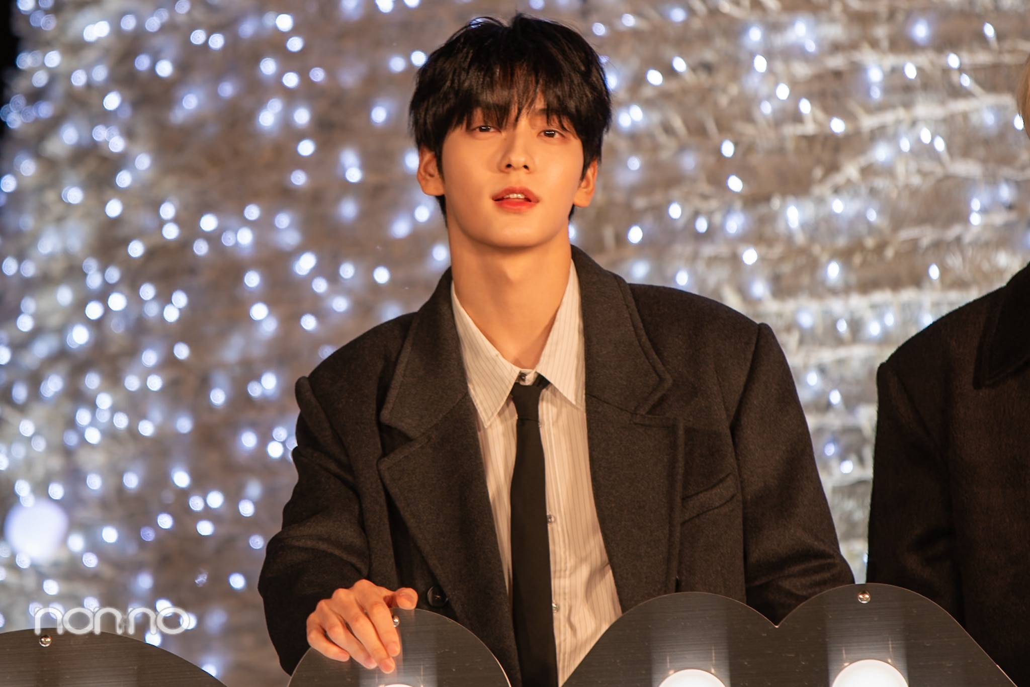 TOMORROW X TOGETHER （トゥモローバイトゥギャザー、TXT）SOOBIN（スビン）とイルミネーション