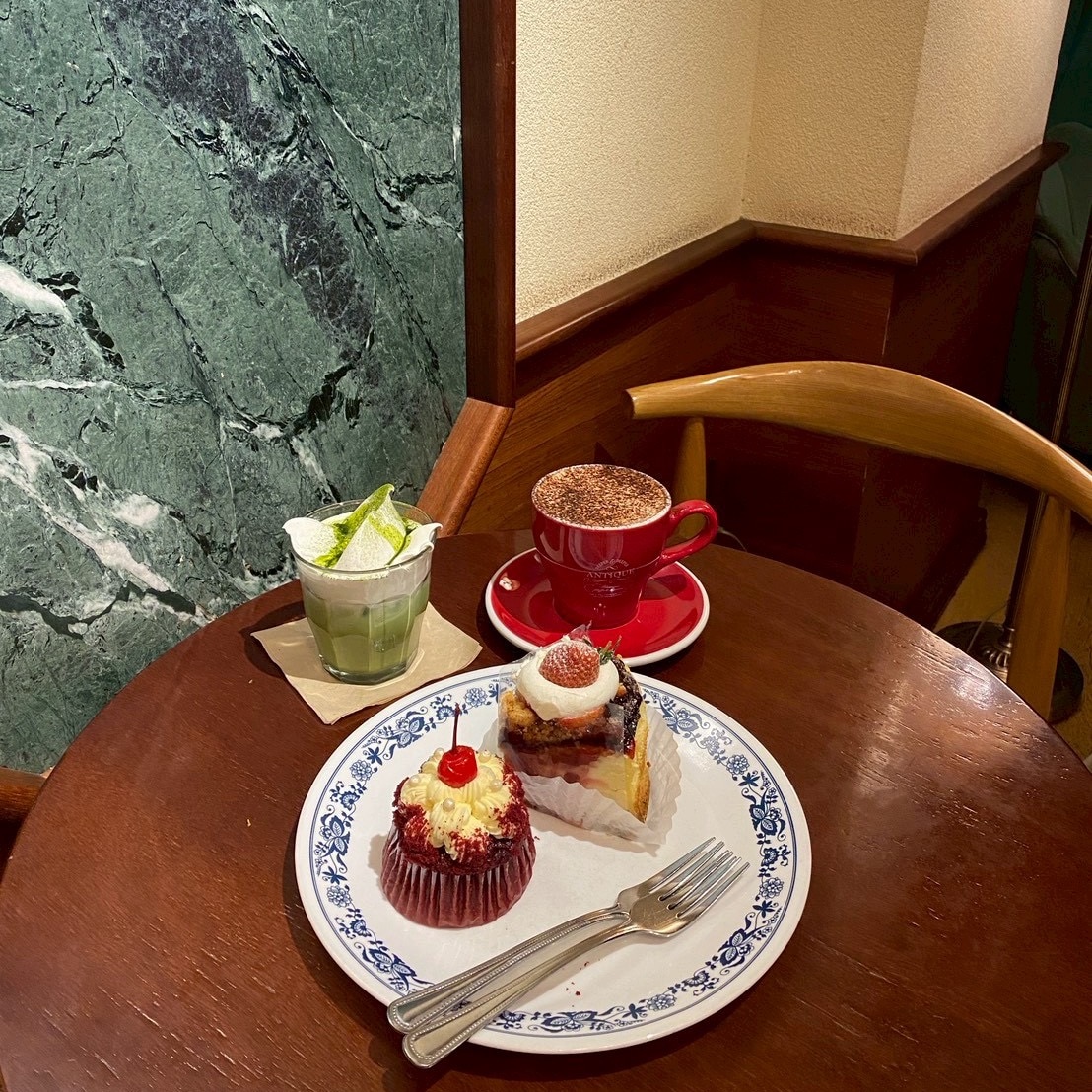 ケーキとドリンク