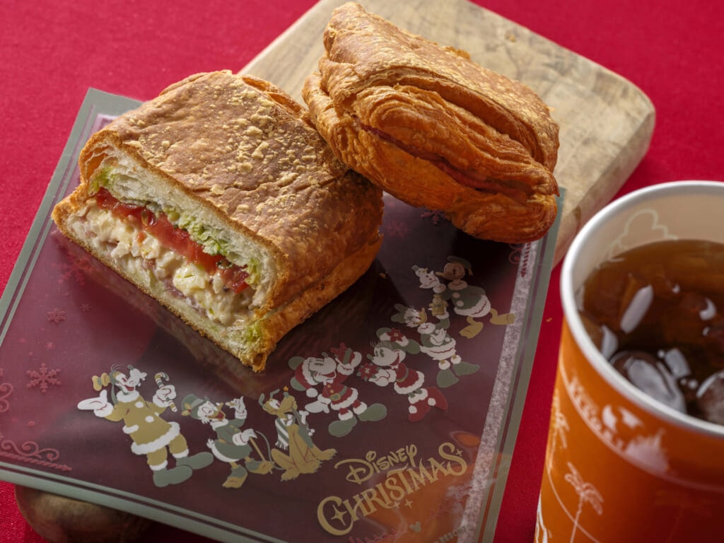 デニッシュサンドのセット、ディズニーランドのクリスマス食べ歩きフード