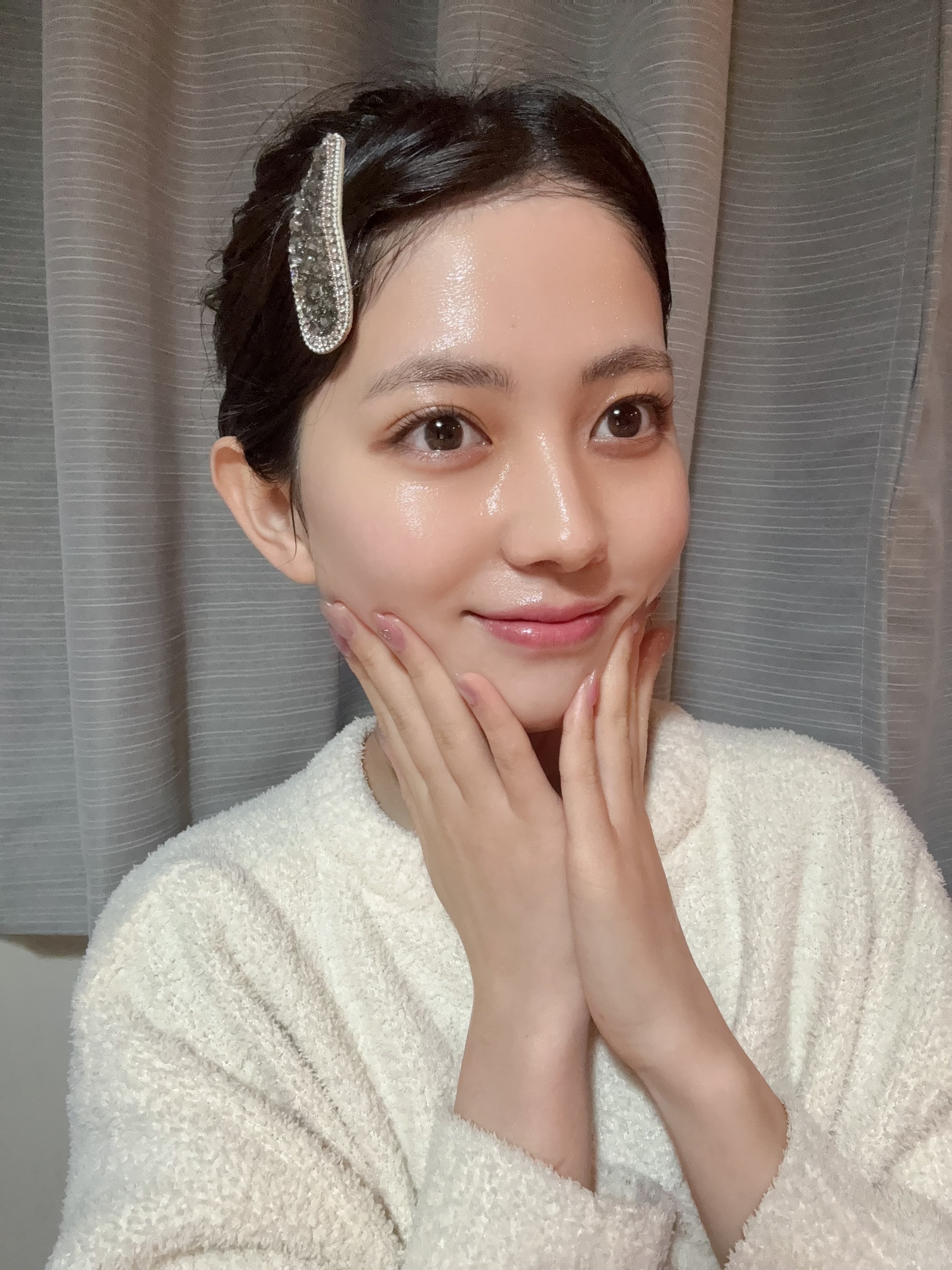 ミノンアミノモイストの敏感肌・美白ケアラインのうるうる美白ミルクマスク使用後のせきぐちりさ