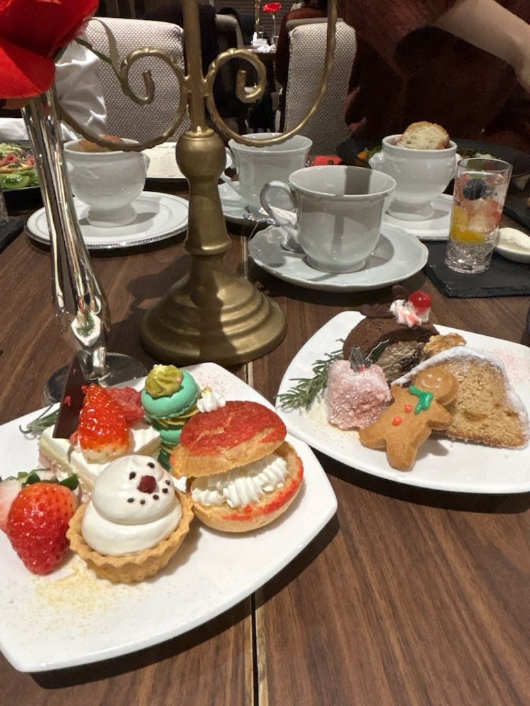 スタンドの上下を並べた様子