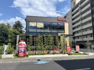 ヤクルトカフェの店舗外観