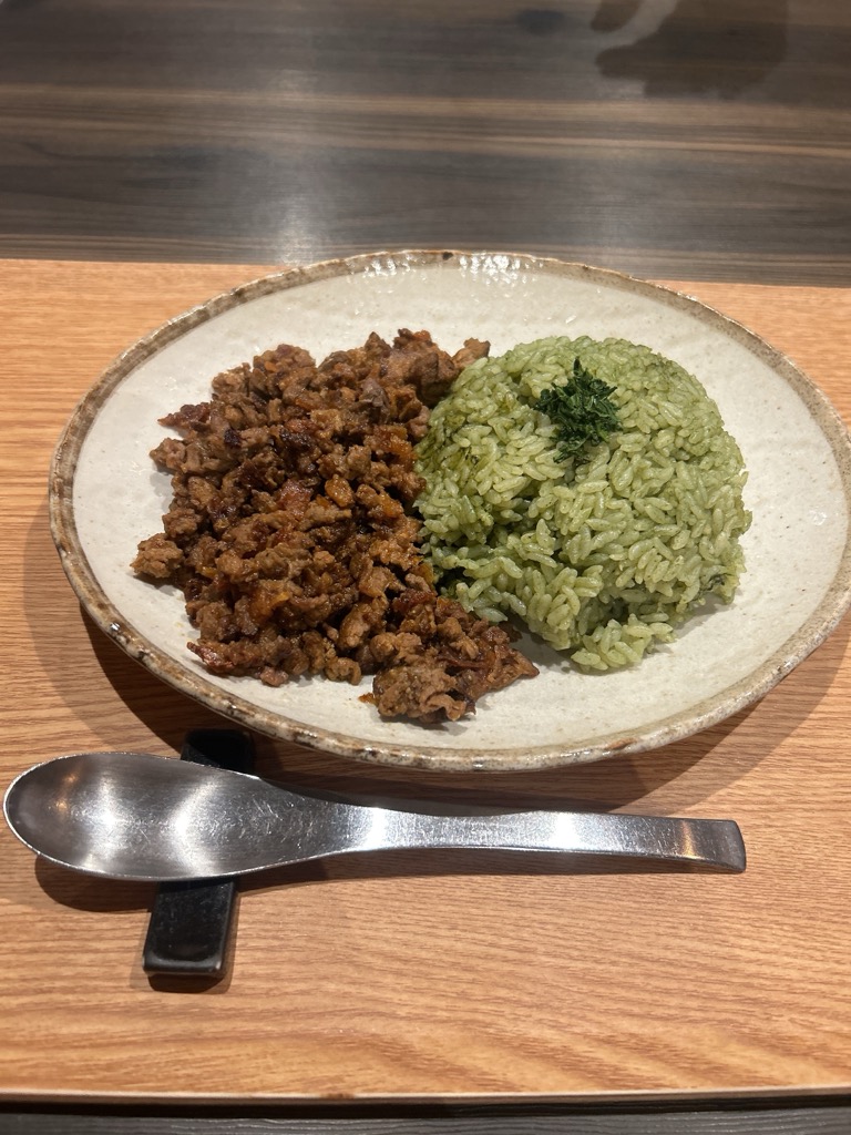 茶ッ葉屋　メニュー　キーマカレー