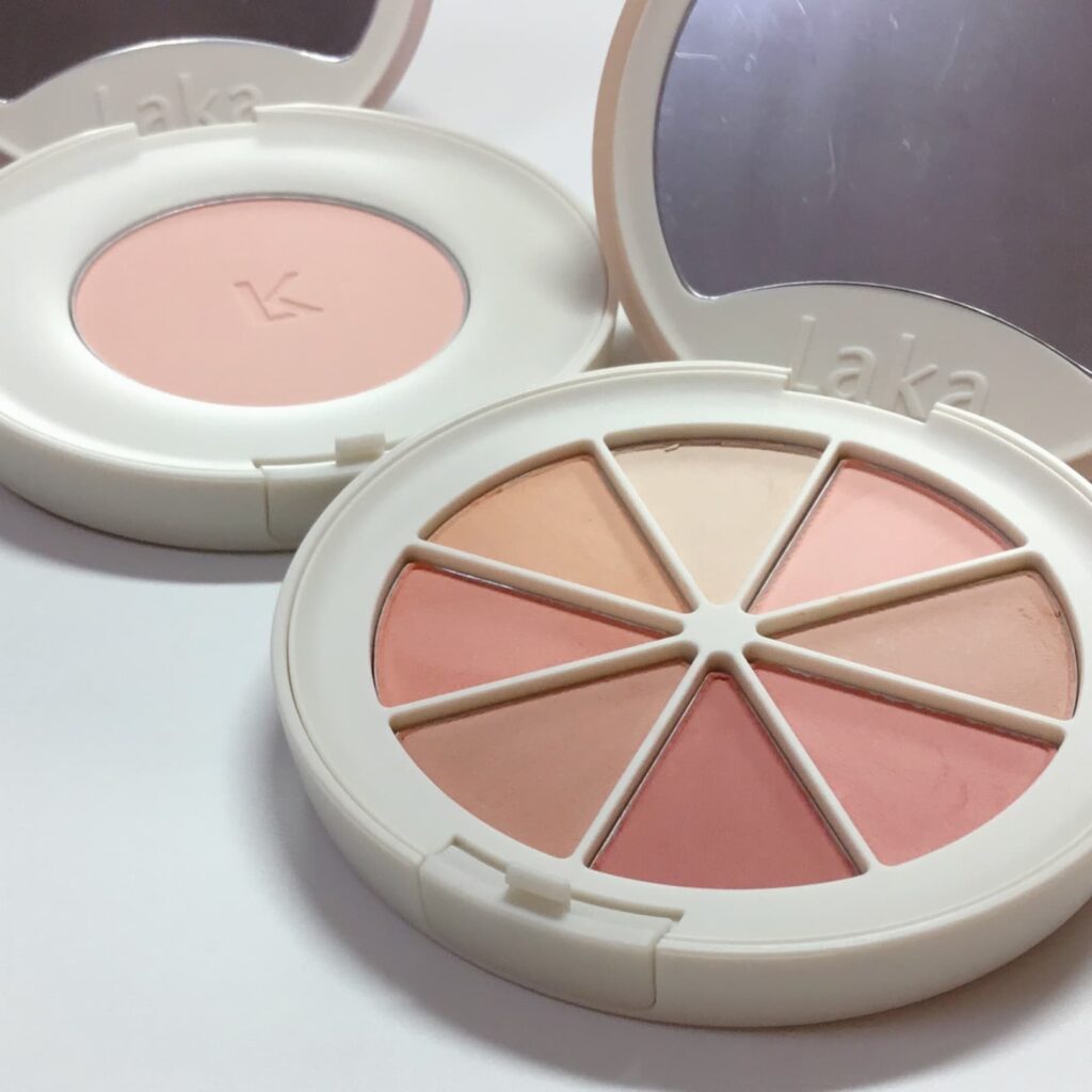 コスメ アイシャドウ チーク