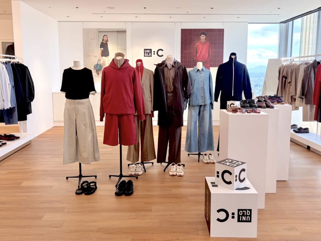 ユニクロCの2026年春夏コレクション試着会会場