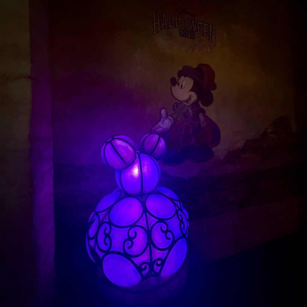 ミッキーの形をしたジャック・オ・ランタン