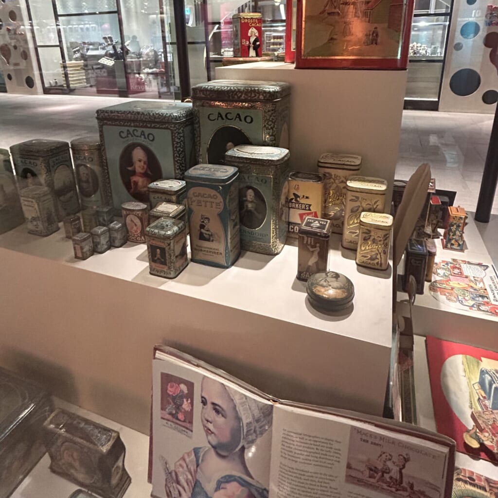 Royce' Chocolate World