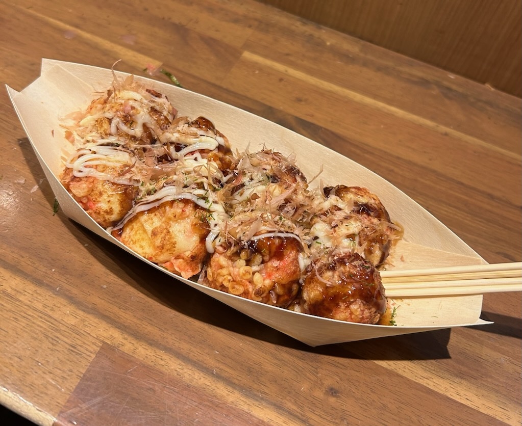 「たこ焼十八番」ソースマヨネーズ（820円）。